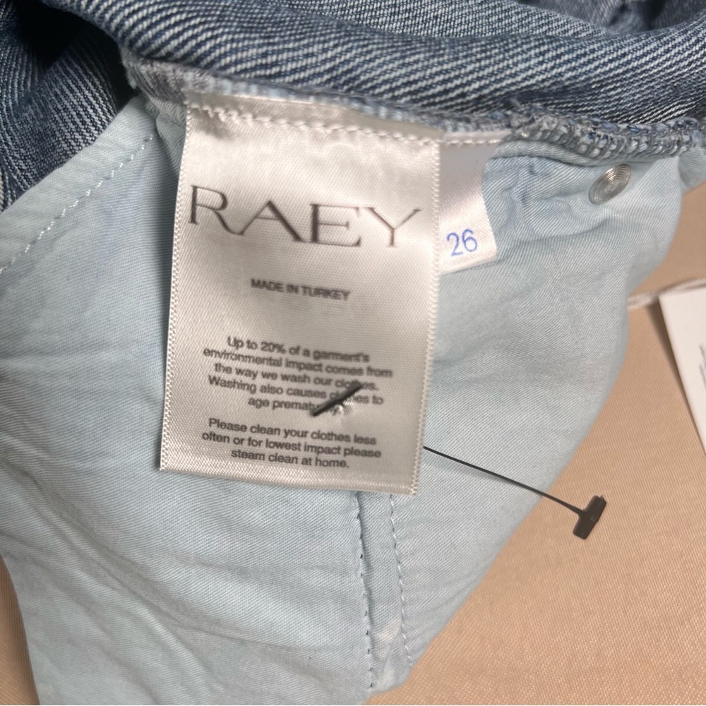 Raey Extra Fold Denim Shorts Dark Indigo Size 26 Casual  Gathered Waist Cute NWT - Picture 10 of 13